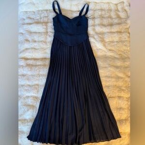 Reformation Marja Dress In Navy, Brand new without tags, never worn, no flaws.